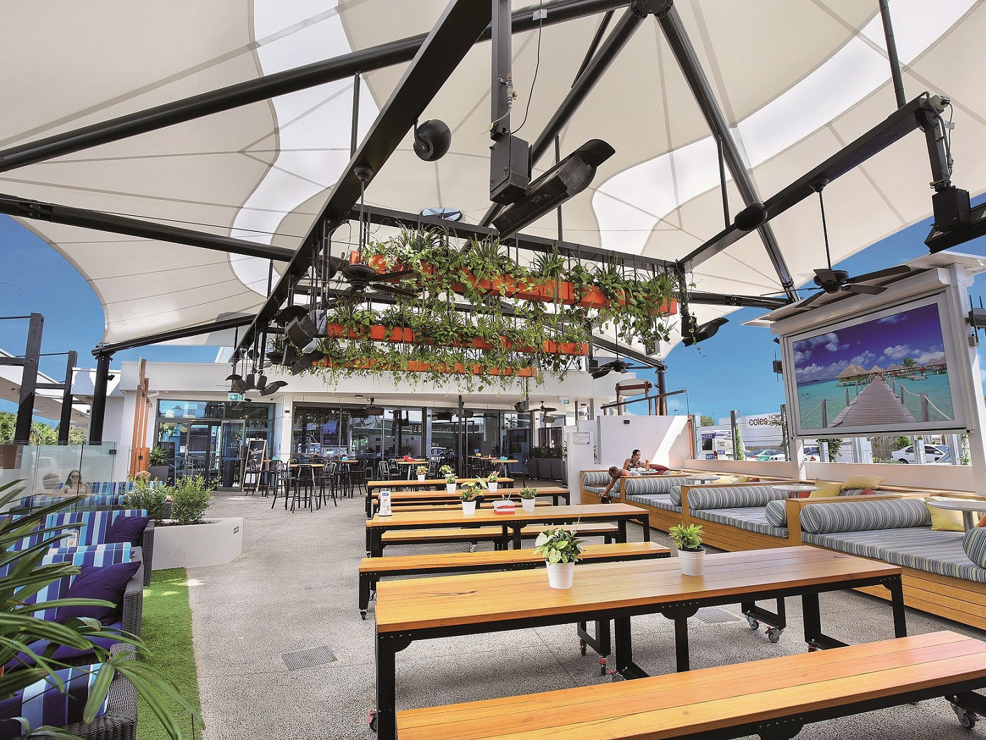 Mehler Textiles used for Coolum Beach Hotel Architectural Shade Structure
