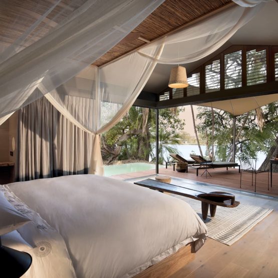 VALMEX® Lodge Deluxe FR PVC used for luxury private shade sail - courtesy of Thorntree
